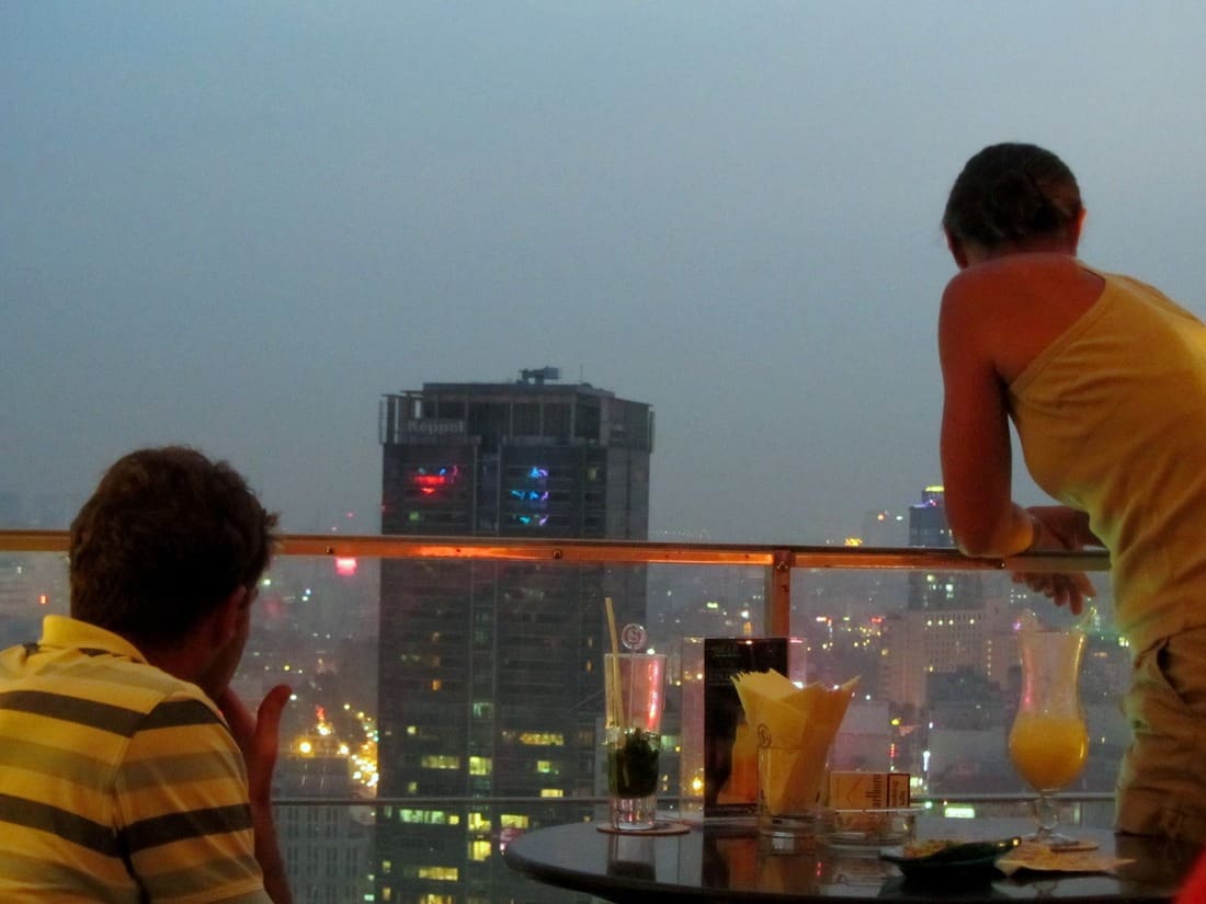 008-copy TOP 5: Střešních barů v Saigonu (Hồ Chí Minh City) - Čech ve Vietnamu