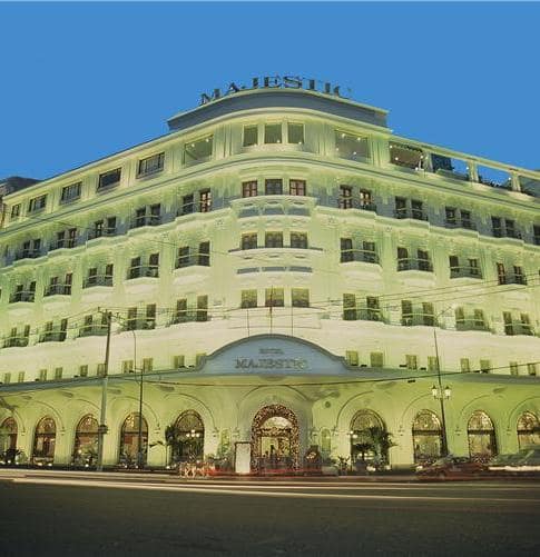 6-Majestic-Hotel-image-11974-copy TOP 5: Střešních barů v Saigonu (Hồ Chí Minh City) - Čech ve Vietnamu